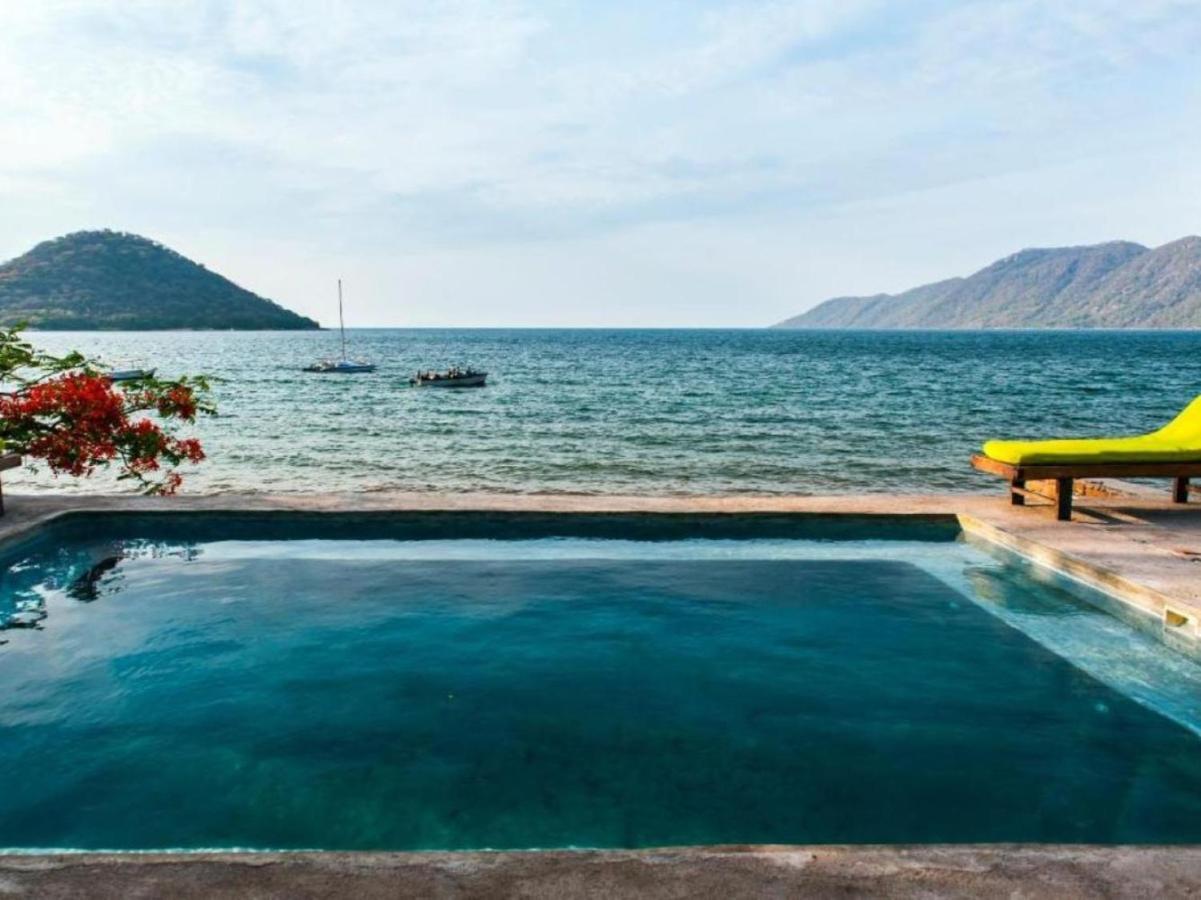Thumbi View Lodge Cape Maclear Esterno foto